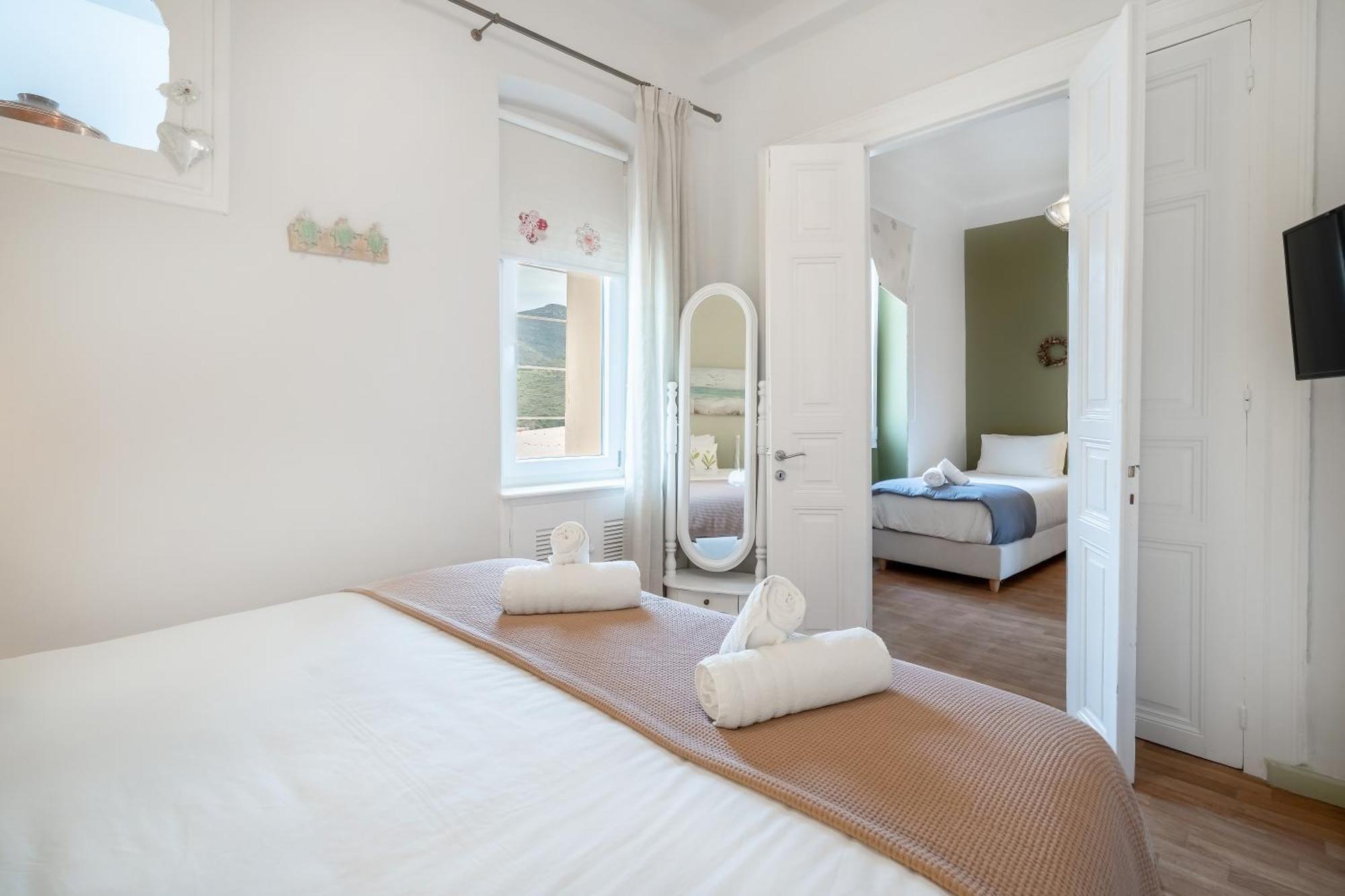 Castel Abaso Boutique Apartments By Explore Andros Exterior foto